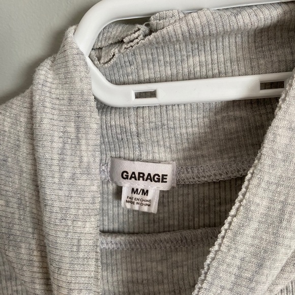 Grey long sleeve turtle neck from Garage - Picture 2 of 3